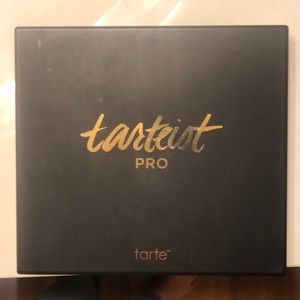 Tarte Tarteist Pro eyeshadow palette